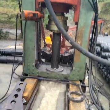 抽水蓄能電站的豎井和斜井是如何施工的？